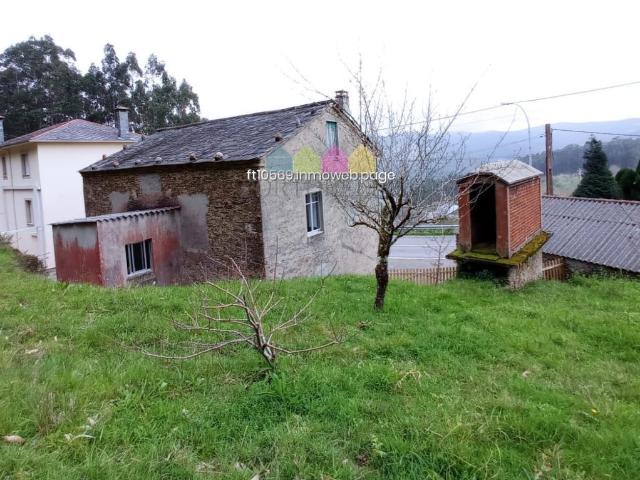 CASA EN O BARQUEIRO