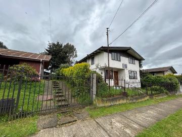 Casa en venta en Población Pailihue - Estacionamiento