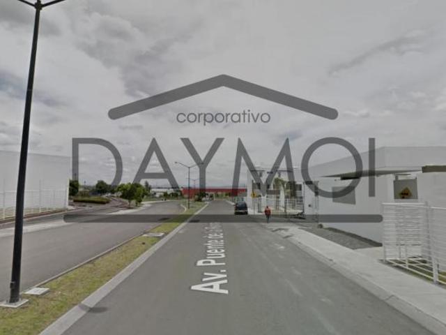 Casa en Av. Puente de la Reina Fraccionamiento, Puerta Navarra, 76116 Santiago de Querétaro, Qro