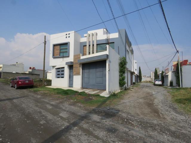 Casa en Av. Pacifico