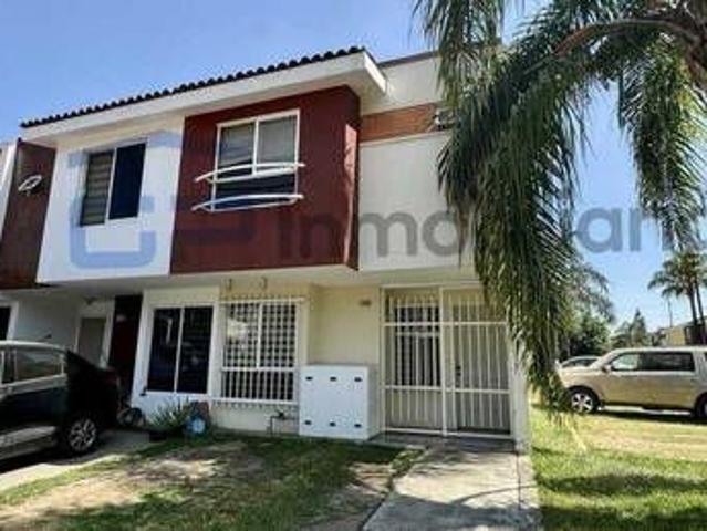 Casa en Avenida Agrícola, Tlaquepaque, San Pedro Tlaquepaque, Región Centro, Jalisco, 45609, México