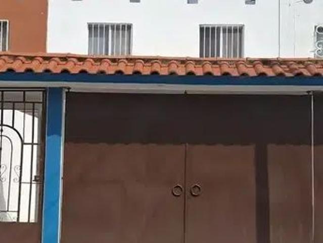 Casa en Avenida De Los Arcos, Rincon De Los Arcos, Irapuato, Guanajuato, 36633, México