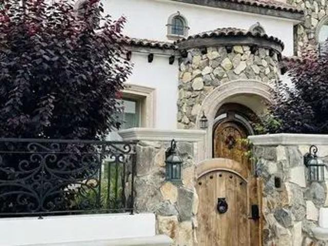 Casa en Avenida Del Bosque, Jardines De Chapultepec Se, Tijuana, Municipio De Tijuana, Baja California, 22030, México