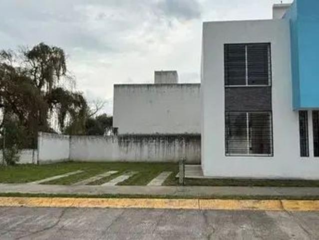 Casa en Avenida Ocoyoacac, Benevento, Ocoyoacac, Estado De México, 52757, México