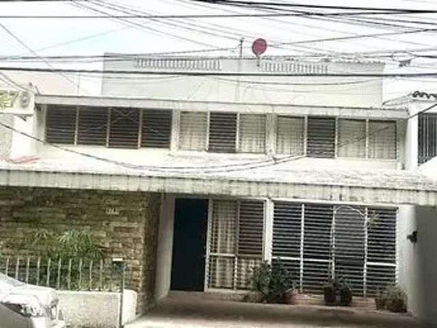 Casa en Avenida Montevideo, Colomos Providencia, Guadalajara, Región Centro, Jalisco, 44630, México