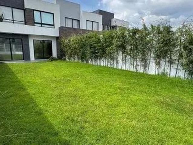 Casa en Avenida Martín Chimaltécalt, Ocoyoacac, Estado De México, 52740, México