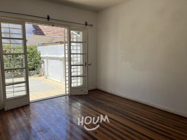 Casa en Avenida Sporting, ID: 143736S