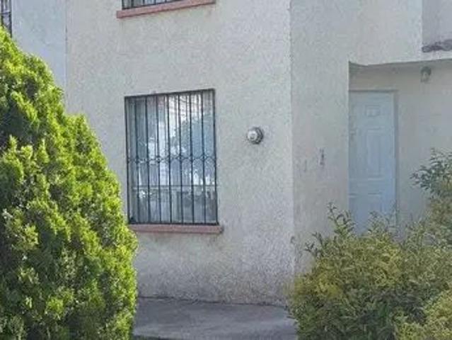 Casa en Avenida Pie De La Cuesta, Fraccionamiento Euripides, Delegación Epigmenio González, Santiago De Querétaro, Municipio De Querétaro, Querétaro, 76148, México