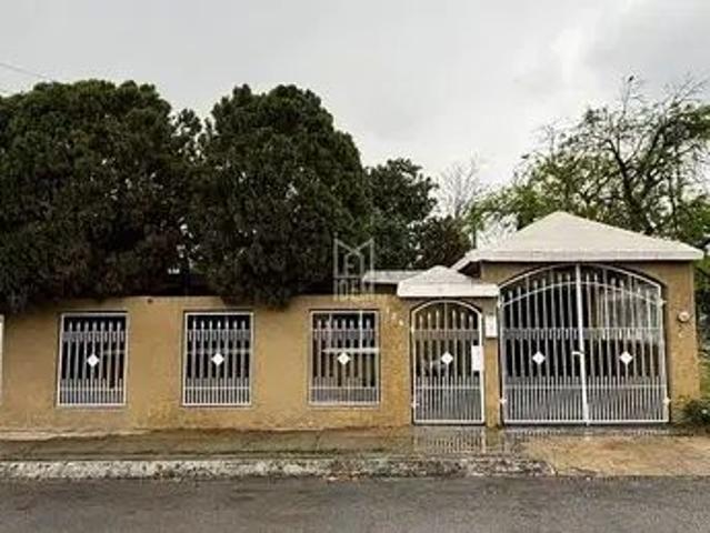 Casa en Avenida República Mexicana, San Nicolás De Los Garza, Nuevo León, 66465, México