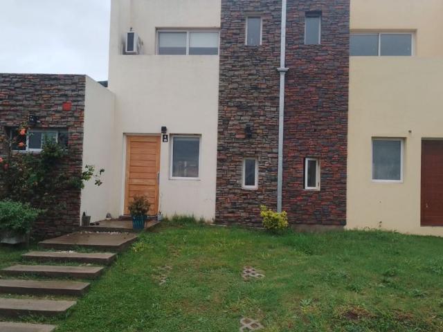 Casa en Avenida V. Fair 1400