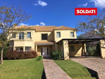 casa en ayres de pilar, en venta y alquiler, en exclusiva. 4 cuartos, escritorio y piscina