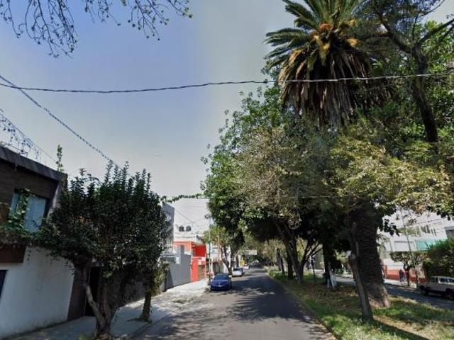 CASA EN AZCAPOTZALCO /OPORTUNIDAD DE INVERSION/REMATE