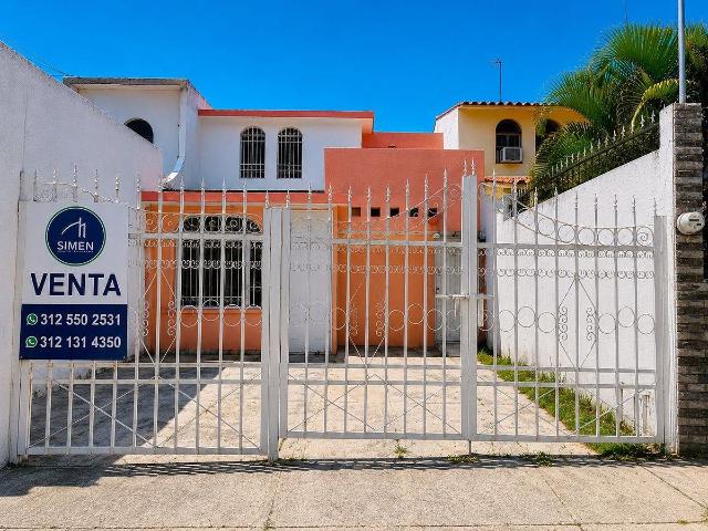 CASA EN AZALEAS