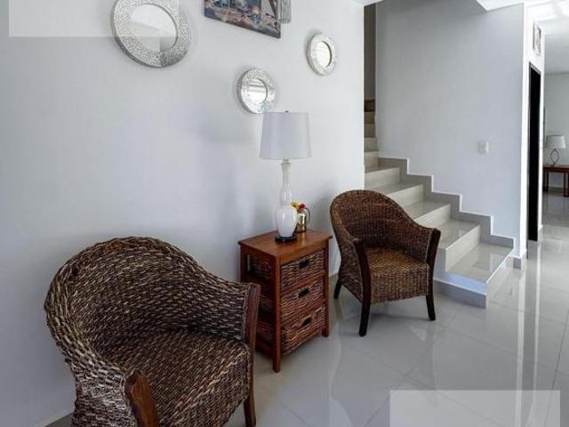 Casa en Azul Pacifico