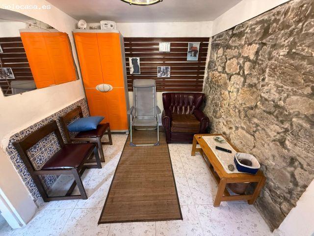 CASA EN ABANQUEIRO