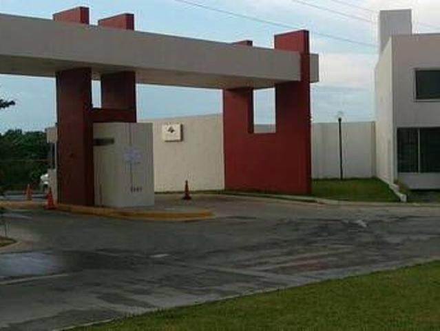Casa en Adamás Residencial, Santa Anita, San Pedro Tlaquepaque, Región Centro, Jalisco, 45051, México