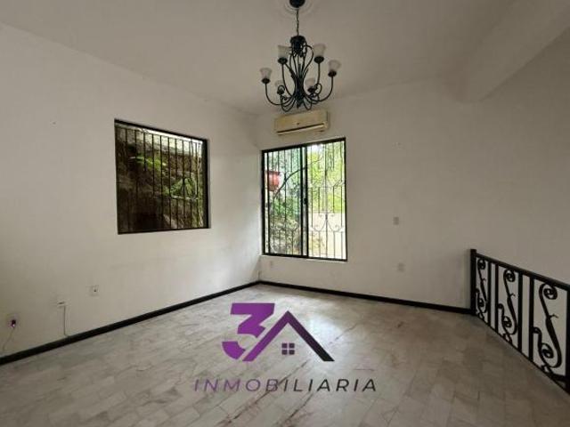 Casa en Aguila