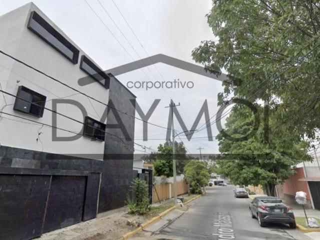 Casa en Alejandro Malaspina 58, Cd. Satélite, 53100 Naucalpan de Juárez, Méx