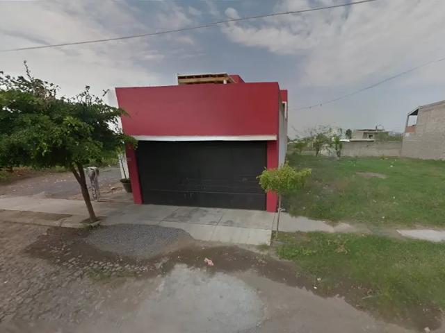 Casa en Alfonso Rolon Michel, Villa de Álvarez Colima