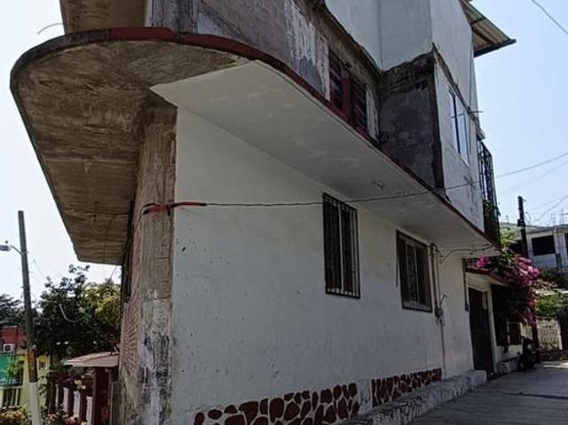 Casa en Alianza Popular
