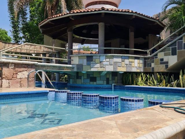 Casa en Almendros Jurica