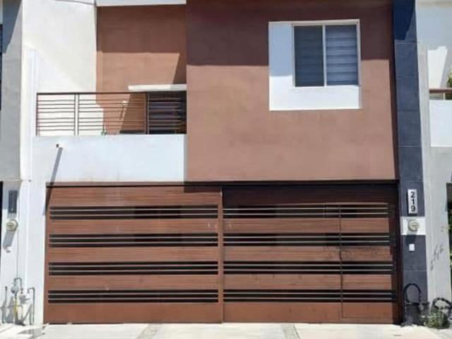 Casa en Almeria en Apodaca NL