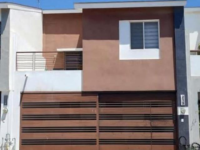 Casa en Almeria en Apodaca NL