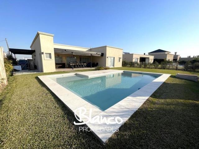 Casa en Alq. Temporario en Club Manuel Belgrano, Escobar, G.B.A. Zona Norte, Argentina
