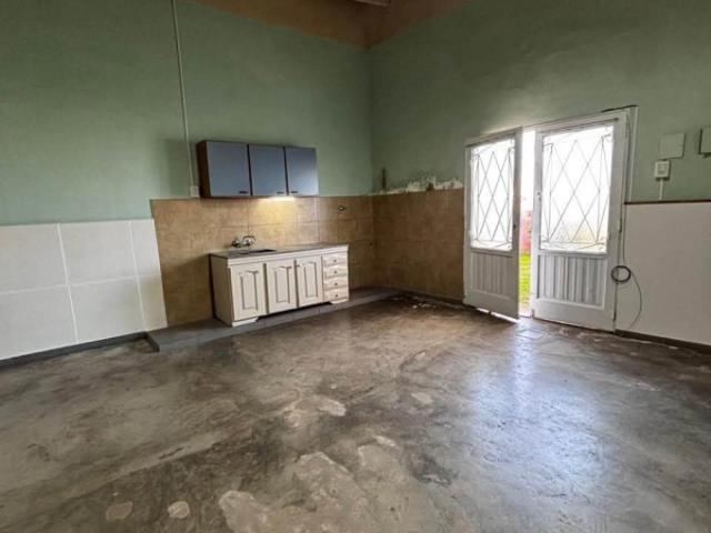 CASA EN ALQUIER GARDEL 636