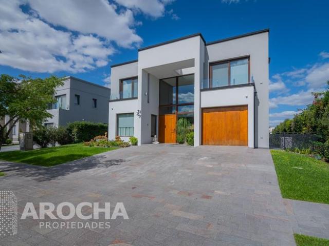 Casa en alquiler Nuevo Quilmes 3 dormitorios en suite
