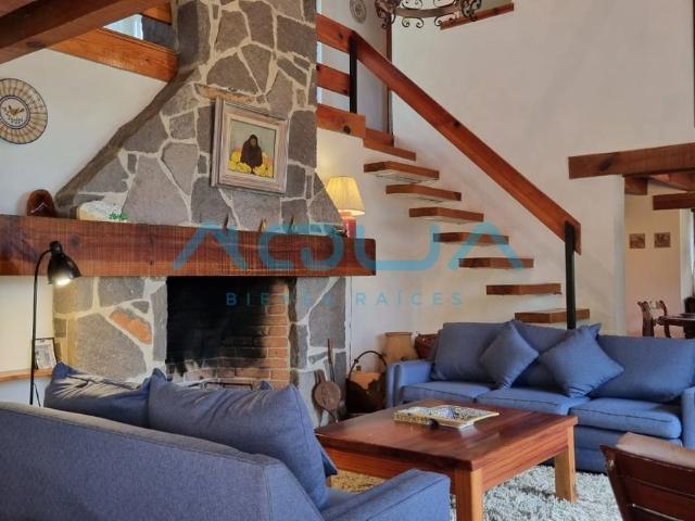 CASA EN ALQUILER AVANDAROCASA EN RENTA AVANDARO