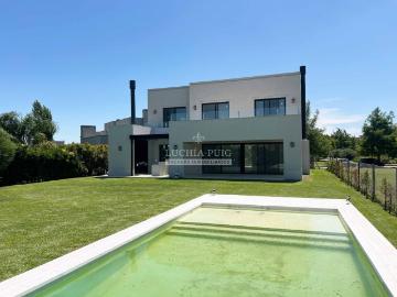 Casa en alquiler Ayres Plaza 4 ambientes