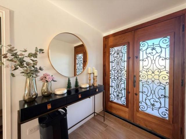 Casa en alquiler anual con muebles de 5 ambientes en Puertos del Lago