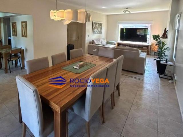 Casa en alquiler anual en Country Banco Provincia
