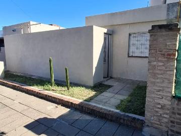 CASA EN ALQUILER BARRIO POETA LUGONES