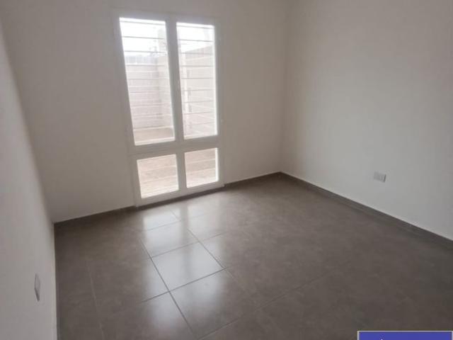Casa en alquiler c/ cochera en Altos de Manantiales