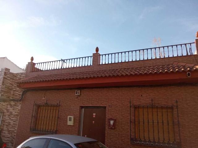 Casa en alquiler, C/ Almería,, M215792