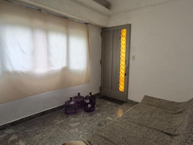 Casa en alquiler Caseros 3 ambientes