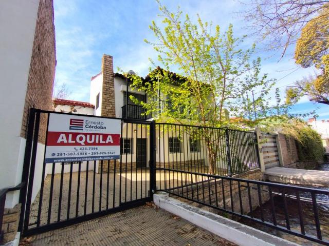 Casa en Alquiler Capital Mendoza