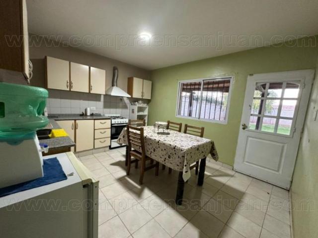 Casa en Alquiler Capital San Juan