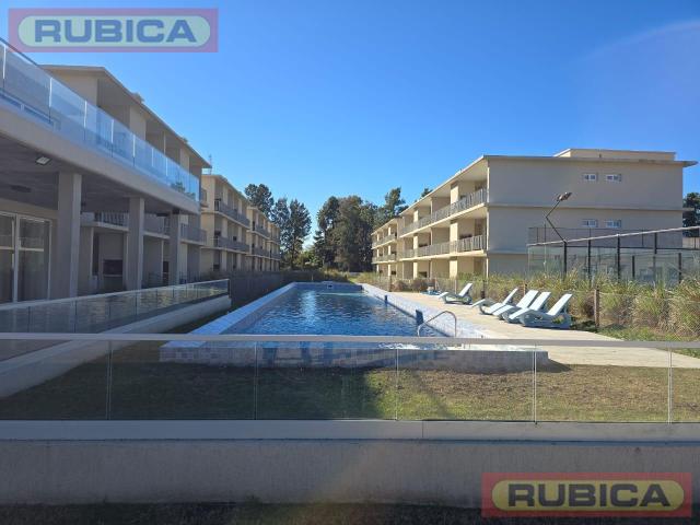 Casa en ALQUILER CHIC Village PILAR