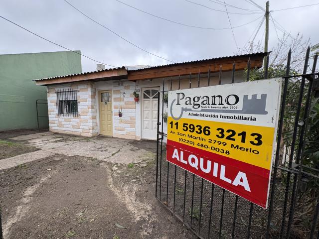 Casa en Alquiler con Tres Habitaciones