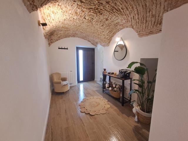 CASA EN ALQUILER CON PATIO,SITUADA EN LA ZONA DE PLAZA ITALIA