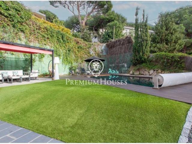Casa en alquiler de diseño y panorámicas vistas mar