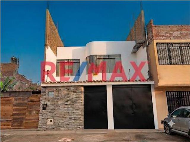 ¡Casa En Alquiler De 2 Pisos En Carabayllo!  Ubicación Estratégica Y Máxima Tranquilidad Para Tu Familia