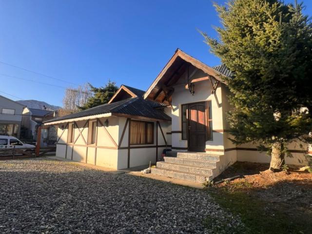 Casa en alquiler de 3 dormitorios en Ushuaia