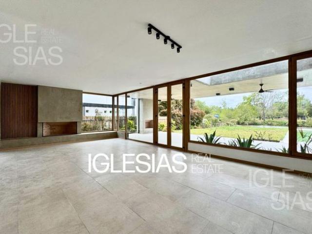 Casa en alquiler de 4 dormitorios lote al río en Santa María de Tigre, Rincón de Milberg