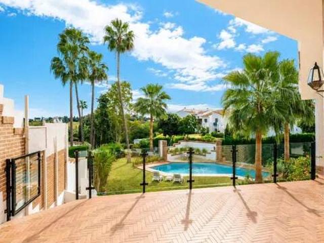 Casa en Alquiler en Estepona