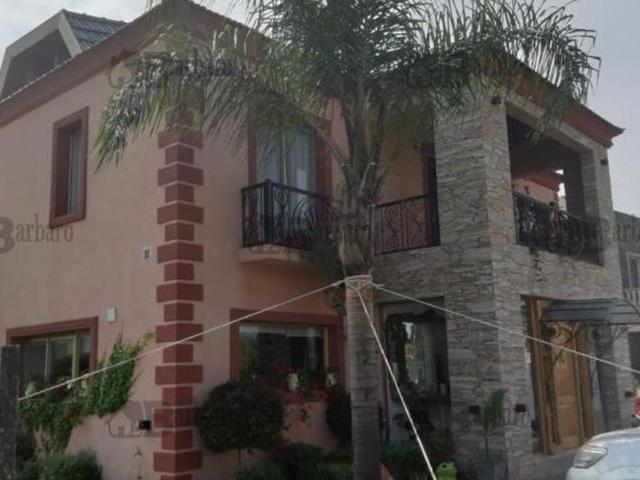 Casa en alquiler en Manuel Alberti