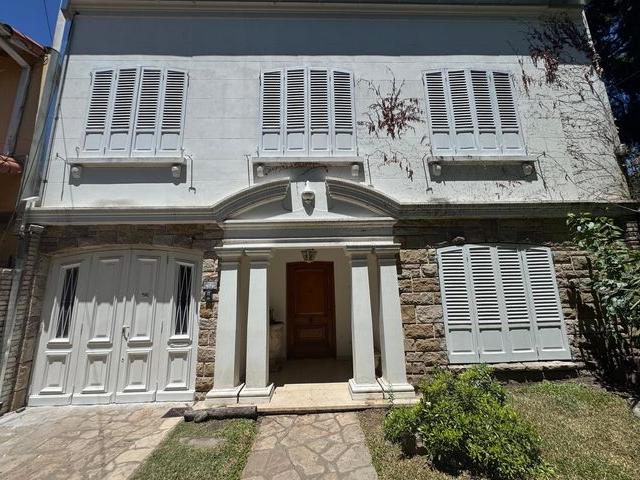 Casa en alquiler en Martínez